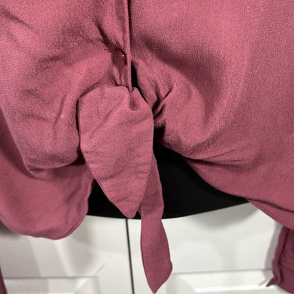 Aritzia Wilfred free tie up blouse - Picture 2 of 10